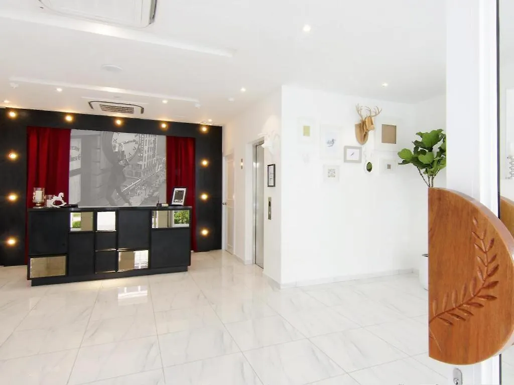 **  The Ardens Hotel - Austin Johor Bahru Malajsie