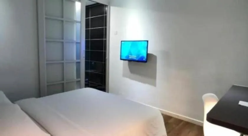 **  The Ardens Hotel - Austin Johor Bahru Malezya